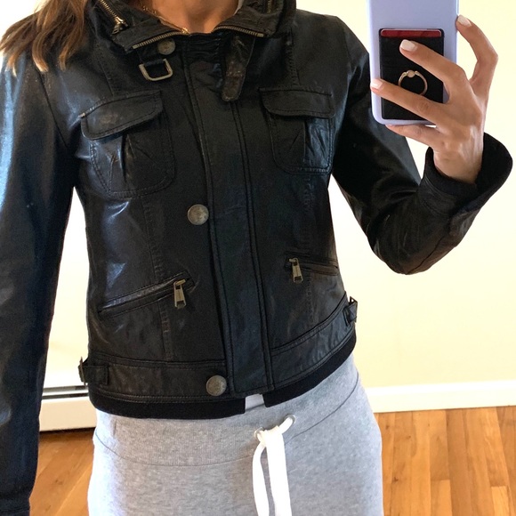 Andrew Marc - Picture 4 of 15